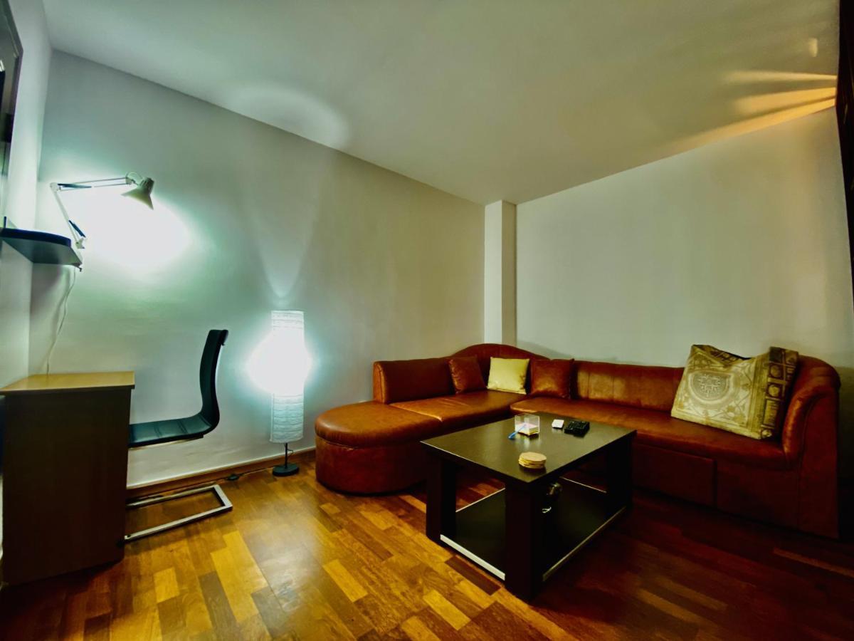 Central & Comfortable Studio Targoviste Exterior foto