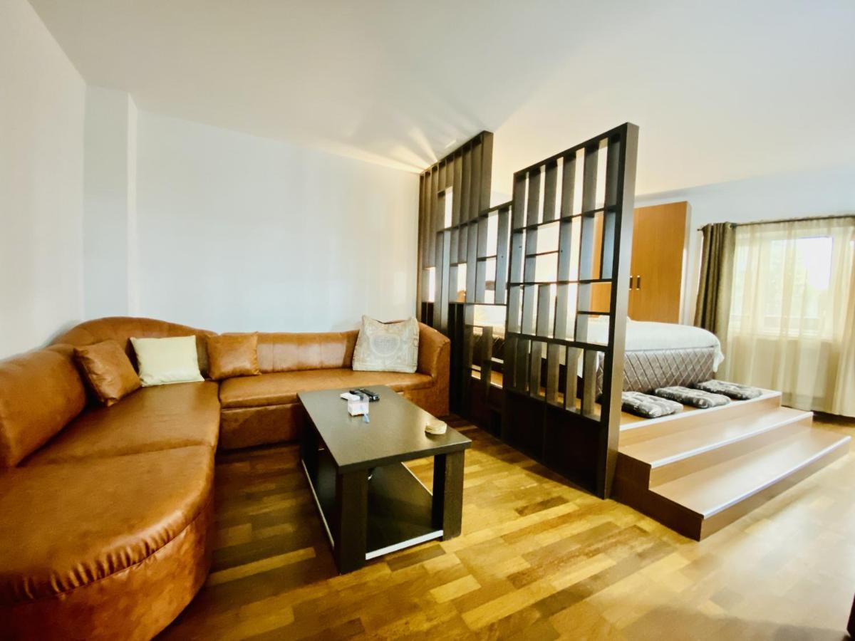 Central & Comfortable Studio Targoviste Exterior foto